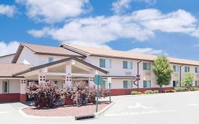 Super 8 By Wyndham Middletown